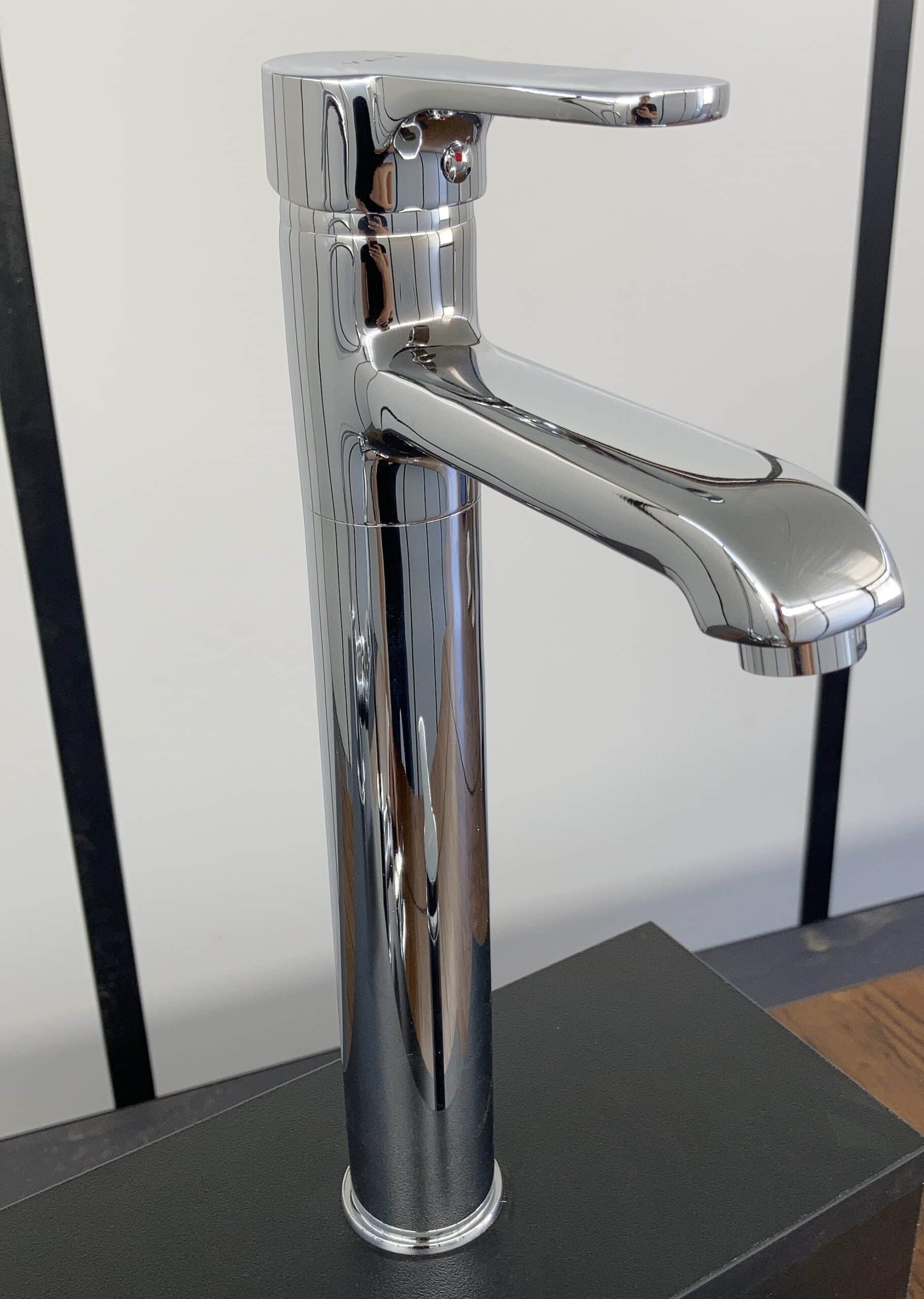 ברז פרח ניצב לכיור רחצה - גובה 30 ס"מ