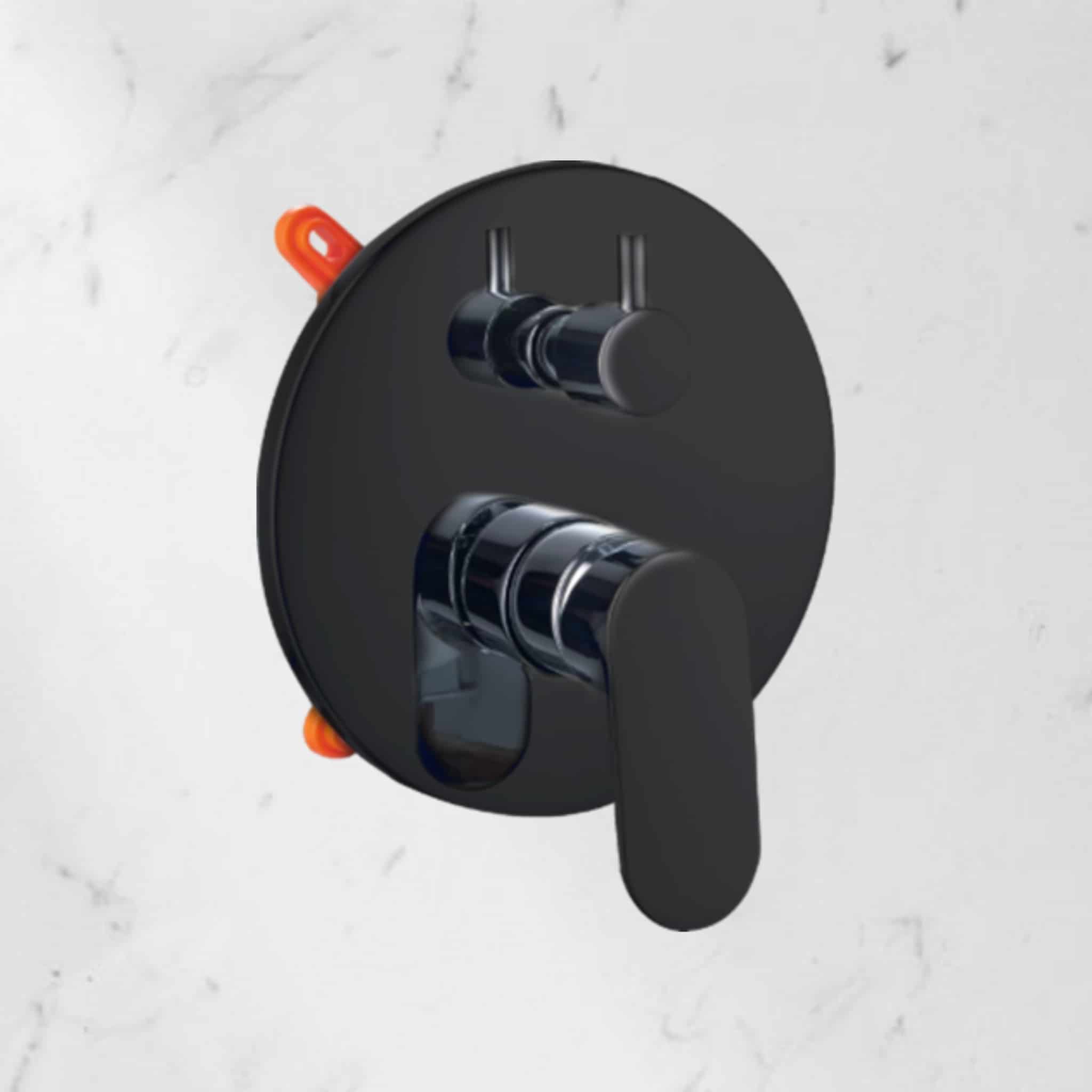 סוללה אמבטיה עם מזלף יד + צינור 1.5 מ' + תפס למזלף - שחור